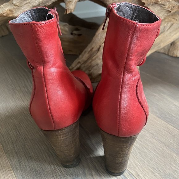 Miz Mooz Red Ankle Boot Barcelona Collection Size 7 (37.5) - Picture 4 of 13